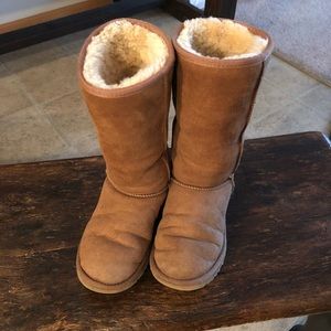 UGG Classic Chestnut Tall Boots - Sz 6